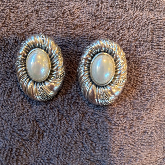 Judith Jack Sterling, Pearl Earrings - Picture 1 of 5